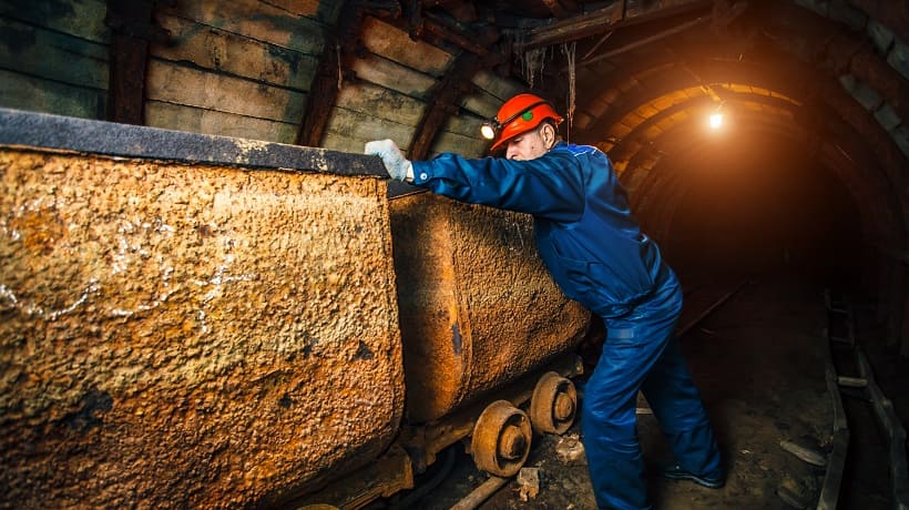 Advantech Ethernet Switches: Maximizing the Value of Coal Mining Automatic Monitoring System